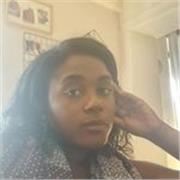 Professeure de Droit, Economie et Marketing et Management